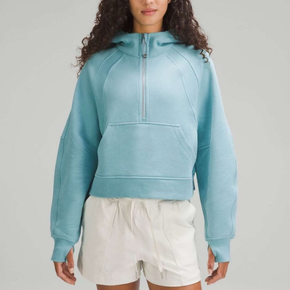 Lululemon Scuba Ovesized Half-Zip Hoodie
Tidal Teal